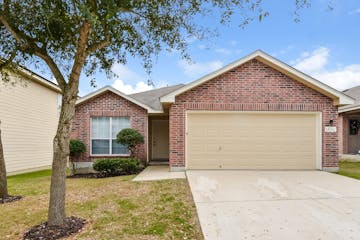 6826 Loma Secca San Antonio, TX 78233